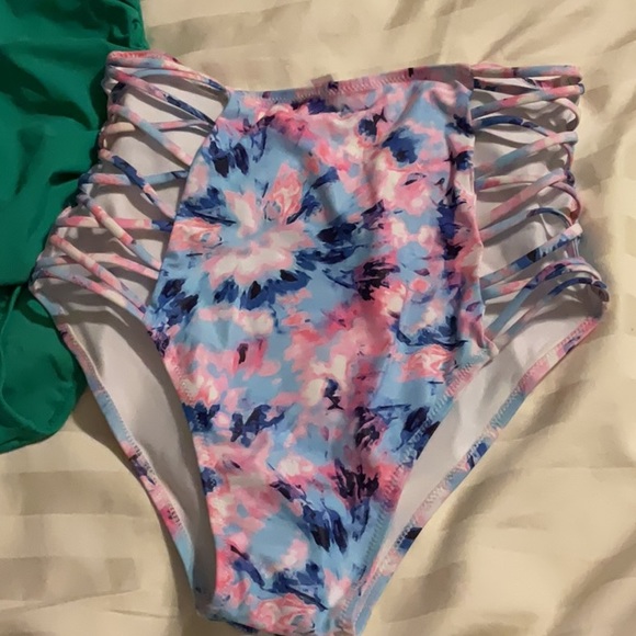 Set of 2 High Rise Bottoms from SHEIN both are a size medium - Picture 2 of 5